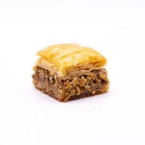 Baklawa de nueces con canela